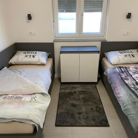 Apartmani Zaton 2 Buitenkant foto