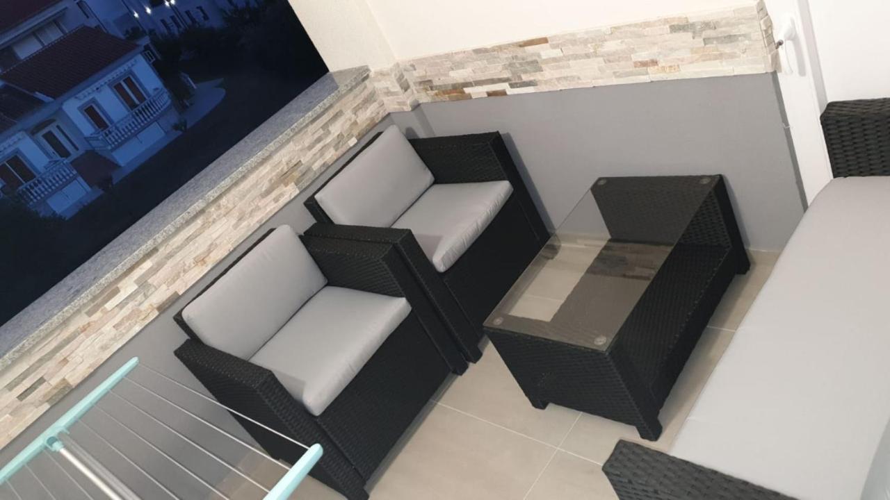 Apartmani Zaton 2 Buitenkant foto