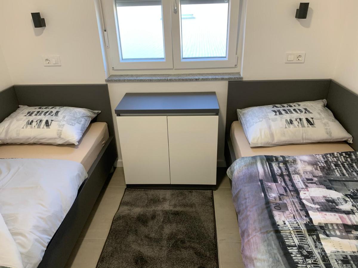 Apartmani Zaton 2 Buitenkant foto